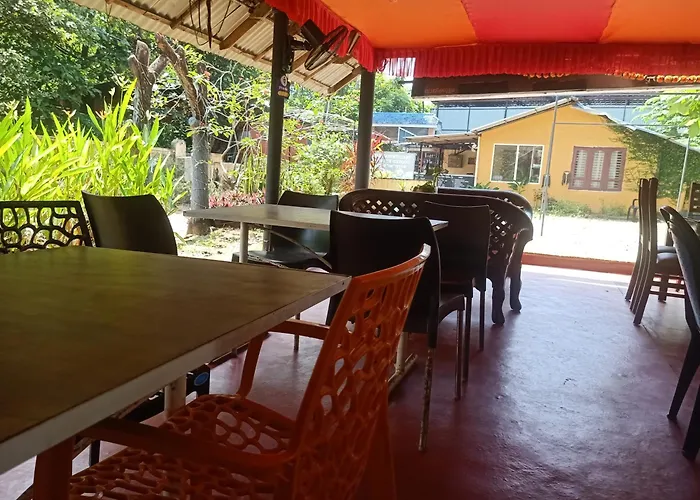New Coco Inn Varkala Cliff