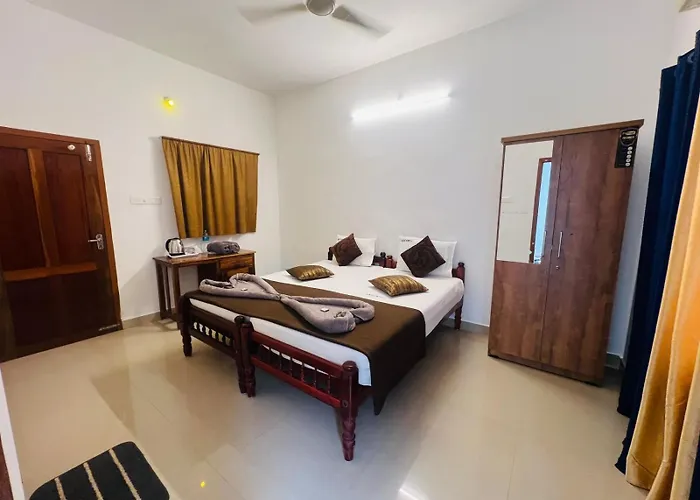 New Coco Inn Varkala Cliff