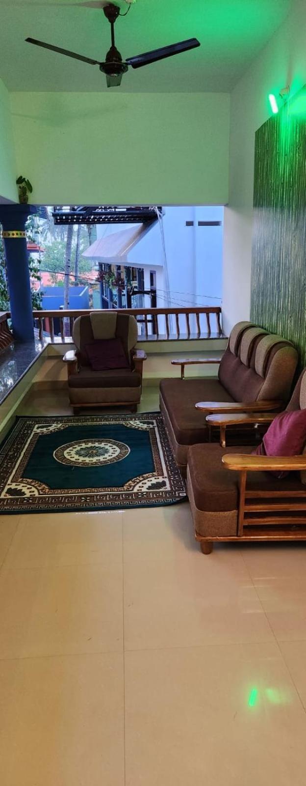 New Coco Cliff Homestay *
